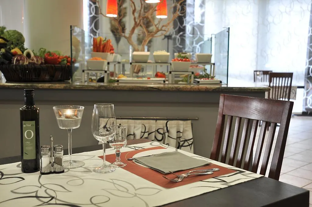 Tulip Inn Padova 3*,
